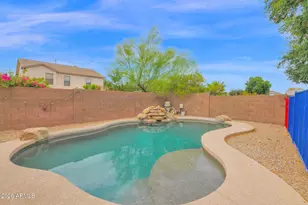 2521 W Red Fox Rd, Phoenix, AZ 85085 - Photo 19