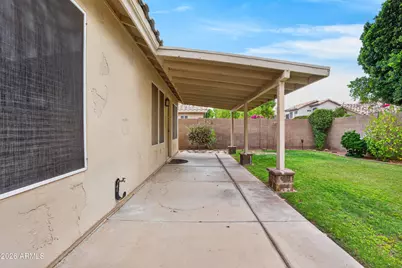 7439 W Louise Drive, Glendale, AZ 85310 - Photo 35