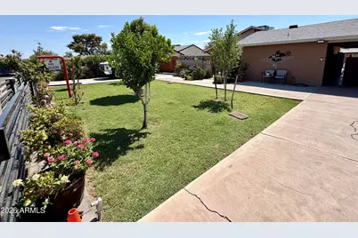 8310 N 55th Avenue, Glendale, AZ 85302 - Photo 5