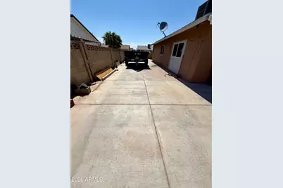 8310 N 55th Avenue, Glendale, AZ 85302 - Photo 21