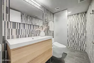 2276 E Christy Dr, Phoenix, AZ 85028 - Photo 23
