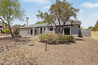 2276 E Christy Drive, Phoenix, AZ 85028 - Photo 3