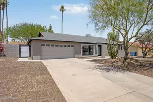 2276 E Christy Dr, Phoenix, AZ 85028 - Photo 5