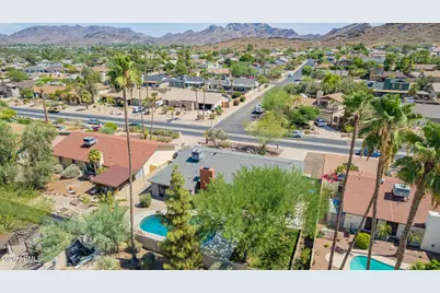 2276 E Christy Drive, Phoenix, AZ 85028 - Photo 41