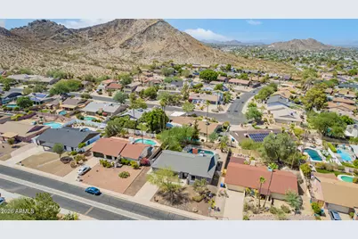 2276 E Christy Drive, Phoenix, AZ 85028 - Photo 45