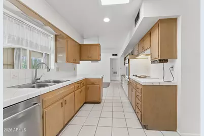 10208 W Pinehurst Drive, Sun City, AZ 85351 - Photo 15