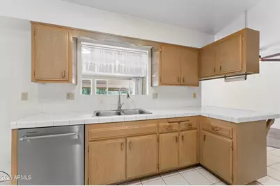 10208 W Pinehurst Drive, Sun City, AZ 85351 - Photo 17