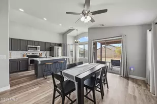 14739 W Watson Ln, Surprise, AZ 85379 - Photo 11