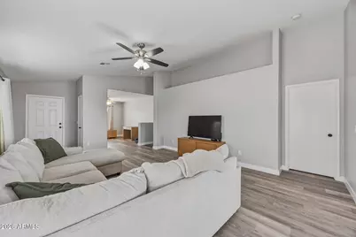 14739 W Watson Lane, Surprise, AZ 85379 - Photo 9