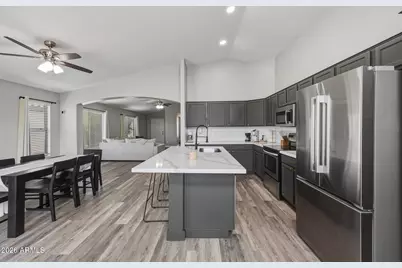 14739 W Watson Lane, Surprise, AZ 85379 - Photo 17