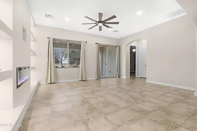 98 S 169th Drive, Goodyear, AZ 85338 - Photo 9