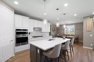 13179 W Redstone Dr, Peoria, AZ 85383 - Photo 7