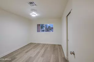 3700 W Cavalier Dr, Phoenix, AZ 85019 - Photo 19