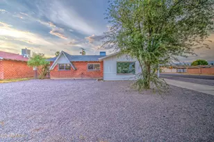 3700 W Cavalier Dr, Phoenix, AZ 85019 - Photo 1