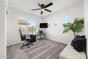 284 W Goldfinch Way, Chandler, AZ 85286 - Photo 39