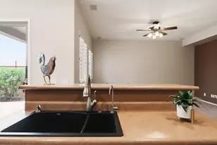 1677 E Hawken Pl, Chandler, AZ 85286 - Photo 21