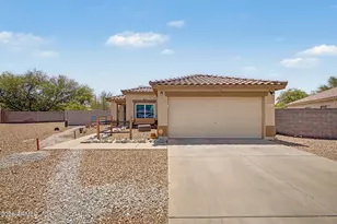 581 W Jardin Loop, Casa Grande, AZ 85122 - Photo 1