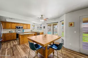 7641 W Maui Ln, Peoria, AZ 85381 - Photo 11