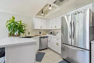 4205 E Ludlow Dr, Phoenix, AZ 85032 - Photo 7