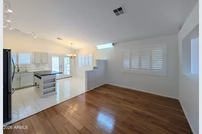 2824 W Angela Drive, Phoenix, AZ 85053 - Photo 15
