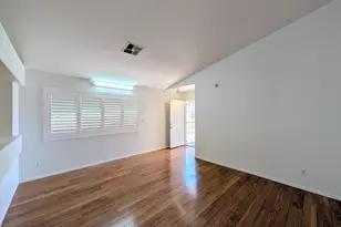 2824 W Angela Dr, Phoenix, AZ 85053 - Photo 13