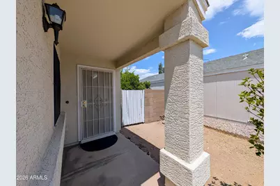 2824 W Angela Drive, Phoenix, AZ 85053 - Photo 7