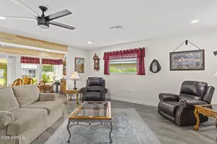 10896 W Clair Dr, Sun City, AZ 85351 - Photo 7