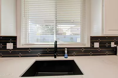 10926 W Locust Lane, Avondale, AZ 85323 - Photo 21