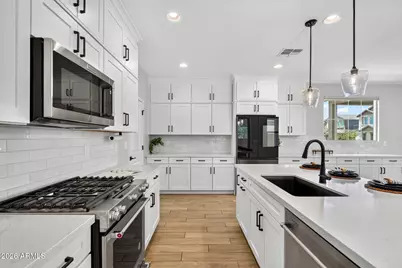 1935 W Hide Trail, Phoenix, AZ 85085 - Photo 13