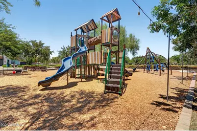 1935 W Hide Trail, Phoenix, AZ 85085 - Photo 57