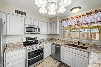 3826 W Charleston Avenue, Glendale, AZ 85308 - Photo 15