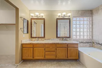 8839 E Floriade Drive, Scottsdale, AZ 85260 - Photo 17