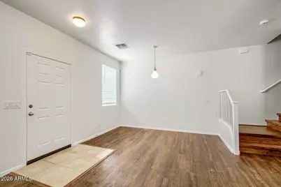 5211 W Warner St Street, Phoenix, AZ 85043 - Photo 5