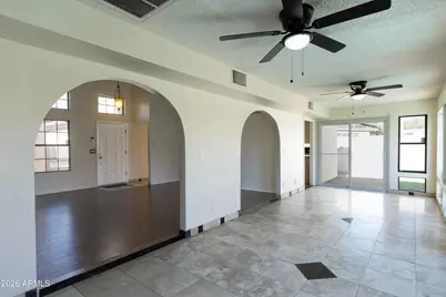 5431 W Cochise Drive, Glendale, AZ 85302 - Photo 11