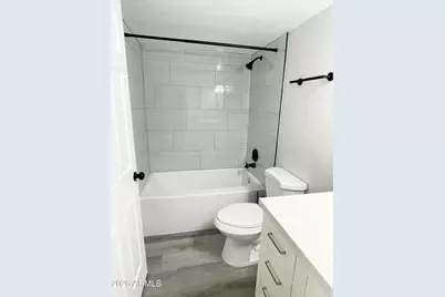 1234 N 36th Street #203, Phoenix, AZ 85008 - Photo 17