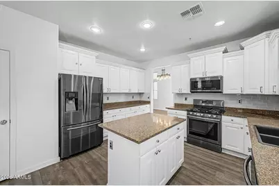 12175 W Chase Lane, Avondale, AZ 85323 - Photo 19