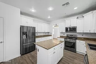 12175 W Chase Ln, Avondale, AZ 85323 - Photo 19