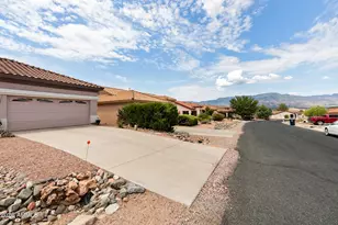 715 S Wandering River Rd, Cornville, AZ 86325 - Photo 29