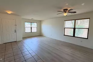 571 E Reflection Pl, Chandler, AZ 85286 - Photo 5