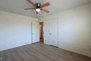 571 E Reflection Pl, Chandler, AZ 85286 - Photo 17