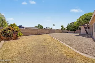 1407 E Gemini Dr, Tempe, AZ 85283 - Photo 31