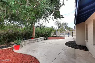 17640 N 1st Pl N, Phoenix, AZ 85022 - Photo 29