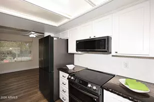 17640 N 1st Pl N, Phoenix, AZ 85022 - Photo 13