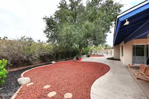 17640 N 1st Pl N, Phoenix, AZ 85022 - Photo 27