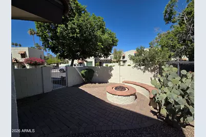 1809 E Frier Drive #2, Phoenix, AZ 85020 - Photo 3