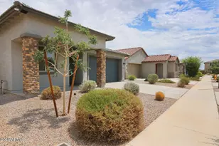 15562 W Hackamore Dr, Surprise, AZ 85387 - Photo 3