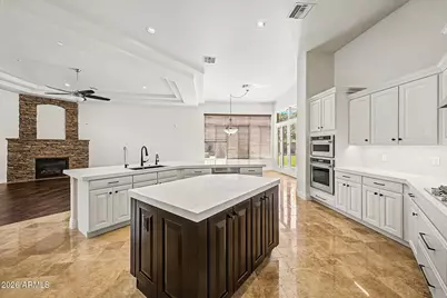 5380 S Crosscreek Drive, Chandler, AZ 85249 - Photo 7