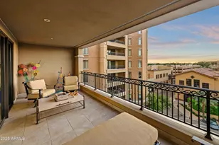 7181 E Camelback Rd, Scottsdale, AZ 85251 - Photo 9