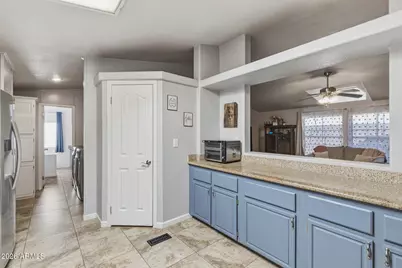 2907 E Sequoia Drive, Phoenix, AZ 85050 - Photo 27