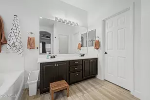 10547 W Desert Star Ln, Peoria, AZ 85382 - Photo 17